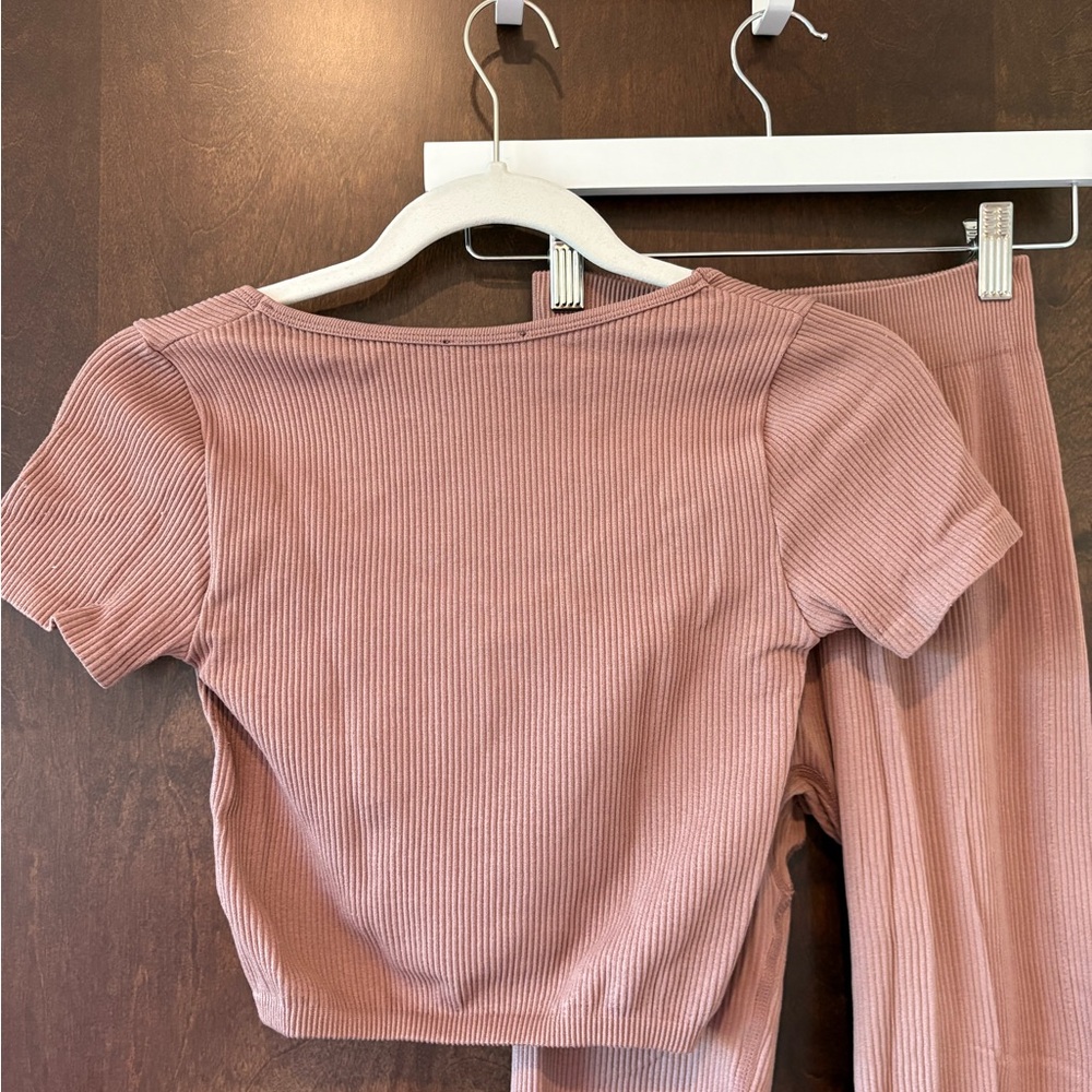 Zara Tan Ribbed Matching Workout set - Picture 4 of 9